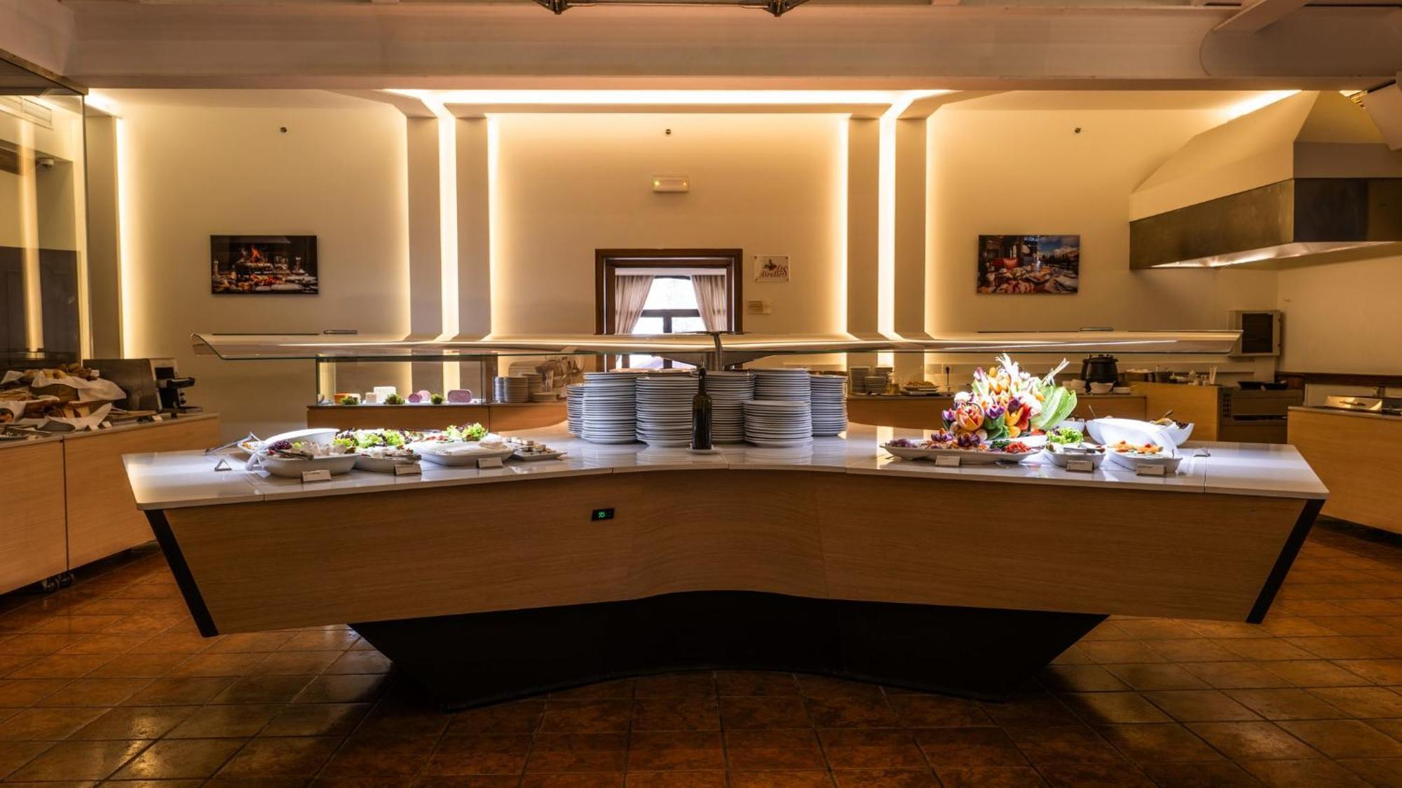 Intercontinental Mzaar Lebanon Mountain Resort & Spa By Ihg Mzaar Kfardebian Extérieur photo